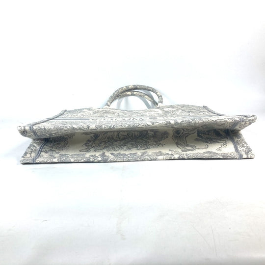 Dior Tote Bag M1286ZTDT_M20I Canvas, Embroidery Gray x off-white Toile de Jouy embroidery book tote large Women Used Authentic