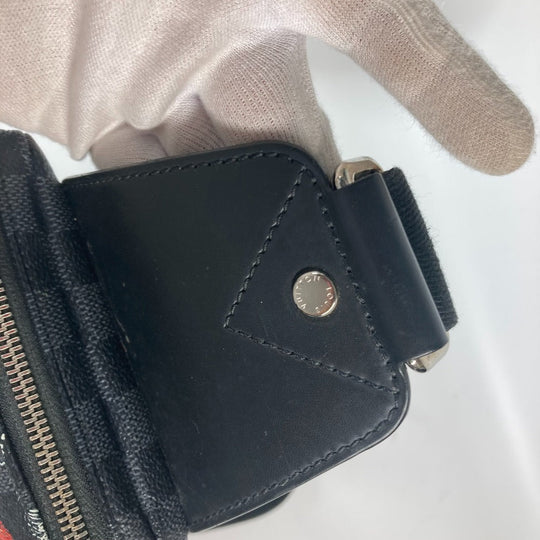 LOUIS VUITTON Shoulder Bag N40237 Damier Grafitto Canvas Black x gray Damier Grafitte Avenue sling bag mens Used Authentic