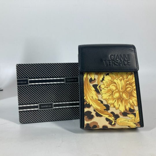 VERSACE Cigarette case PVC / Leather Yellow x black Leopard leopard print leopard Baroque mens(Unisex) Used Authentic