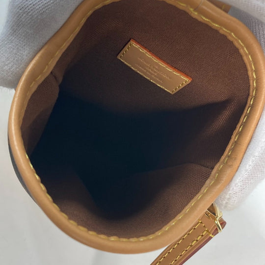 LOUIS VUITTON Shoulder Bag M80874 Monogram canvas Brown Monogram fold me pouch