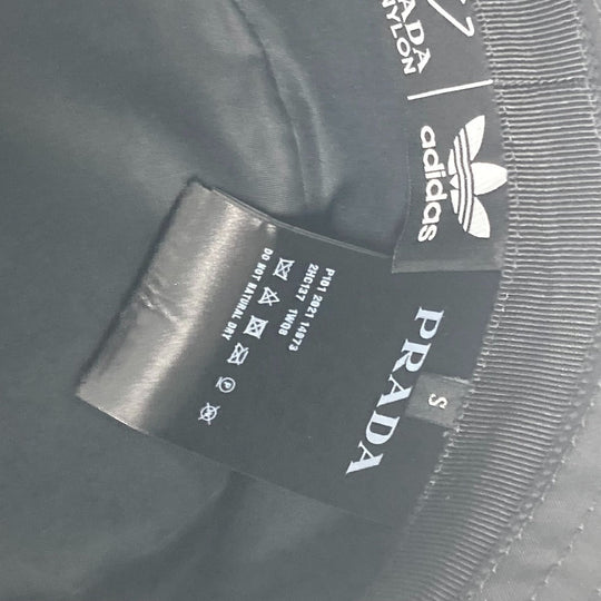 PRADA hat 2HC137 Nylon black Triangle With logo Three Stripes adidas adidas collaboration unisex(Unisex) S Used Authentic