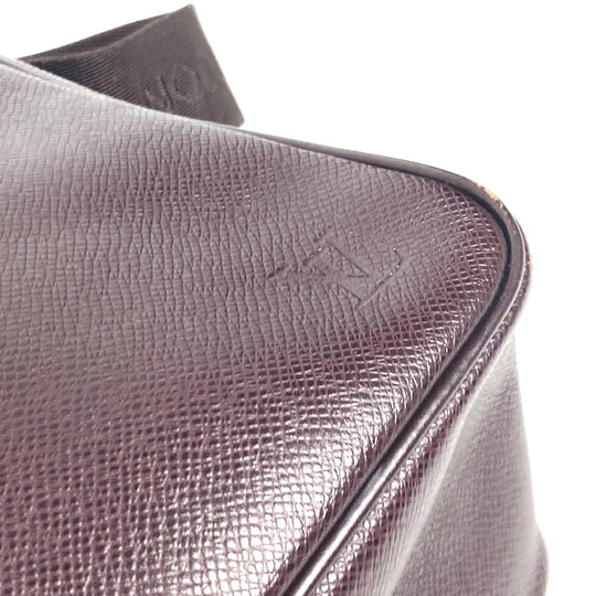 LOUIS VUITTON Shoulder Bag M30826 Taiga Leather purple Taiga Yaranga mens Used Authentic