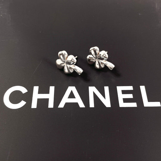 CHANEL Pierce Silver925 Silver Clover