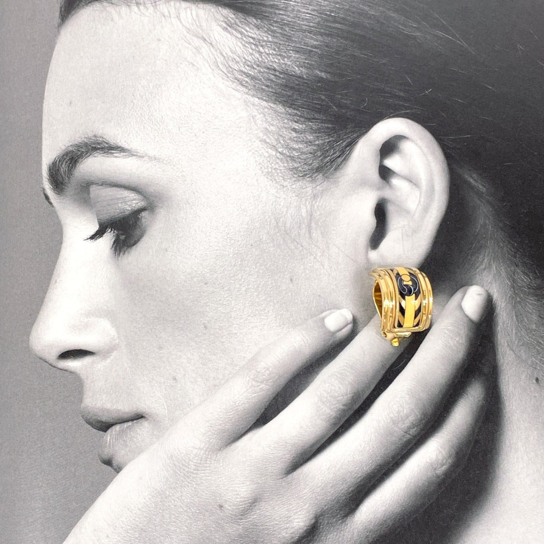 HERMES Earring metal gold Emaille Shippo