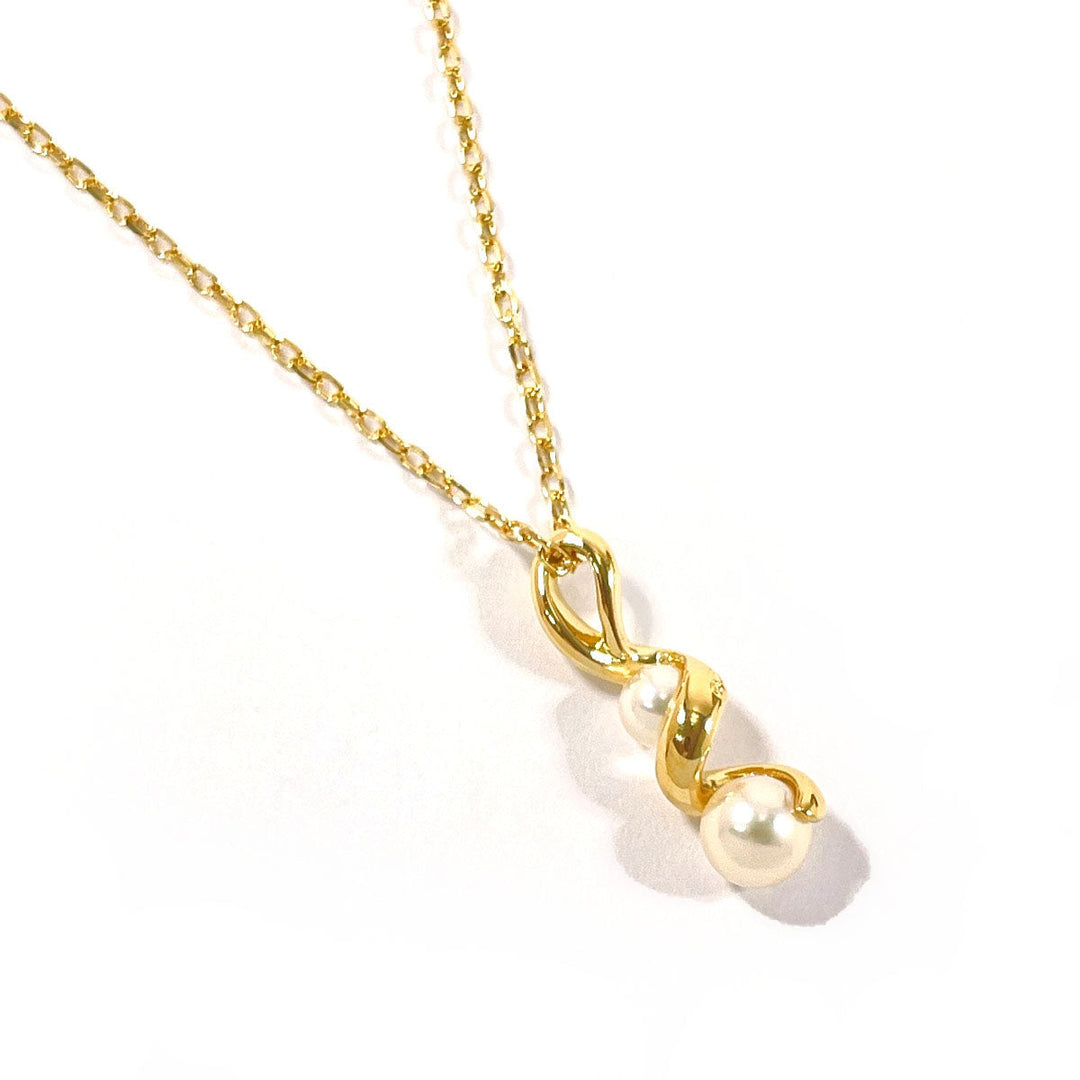 MIKIMOTO Necklace K18 Yellow Gold, Akoya Pearl gold
