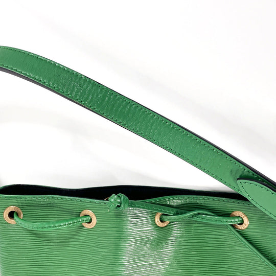 LOUIS VUITTON Shoulder Bag M44004 Epi Leather green Noe Women Used Authentic