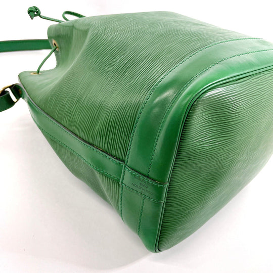 LOUIS VUITTON Shoulder Bag M44004 Epi Leather green Noe Women Used Authentic