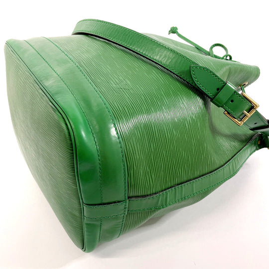 LOUIS VUITTON Shoulder Bag M44004 Epi Leather green Noe Women Used Authentic