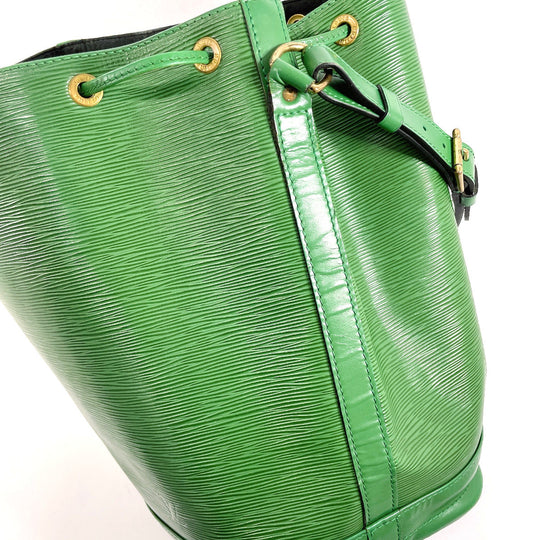 LOUIS VUITTON Shoulder Bag M44004 Epi Leather green Noe Women Used Authentic
