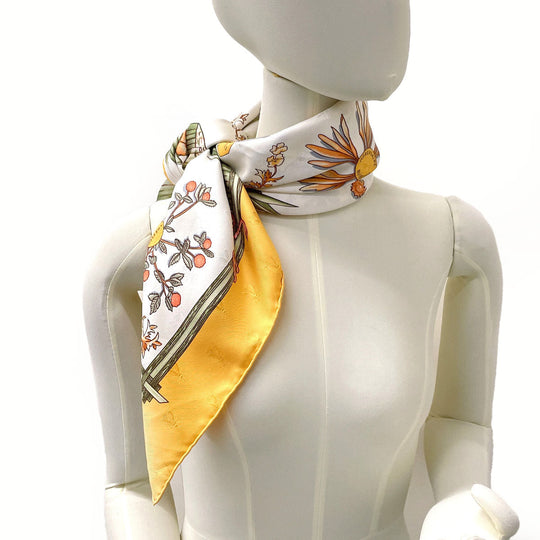 HERMES scarf Silk, 100% silk yellow Herbier de Gavarnie Pressed flowers in the Gavarnie valley Carre 90 Women Used Authentic