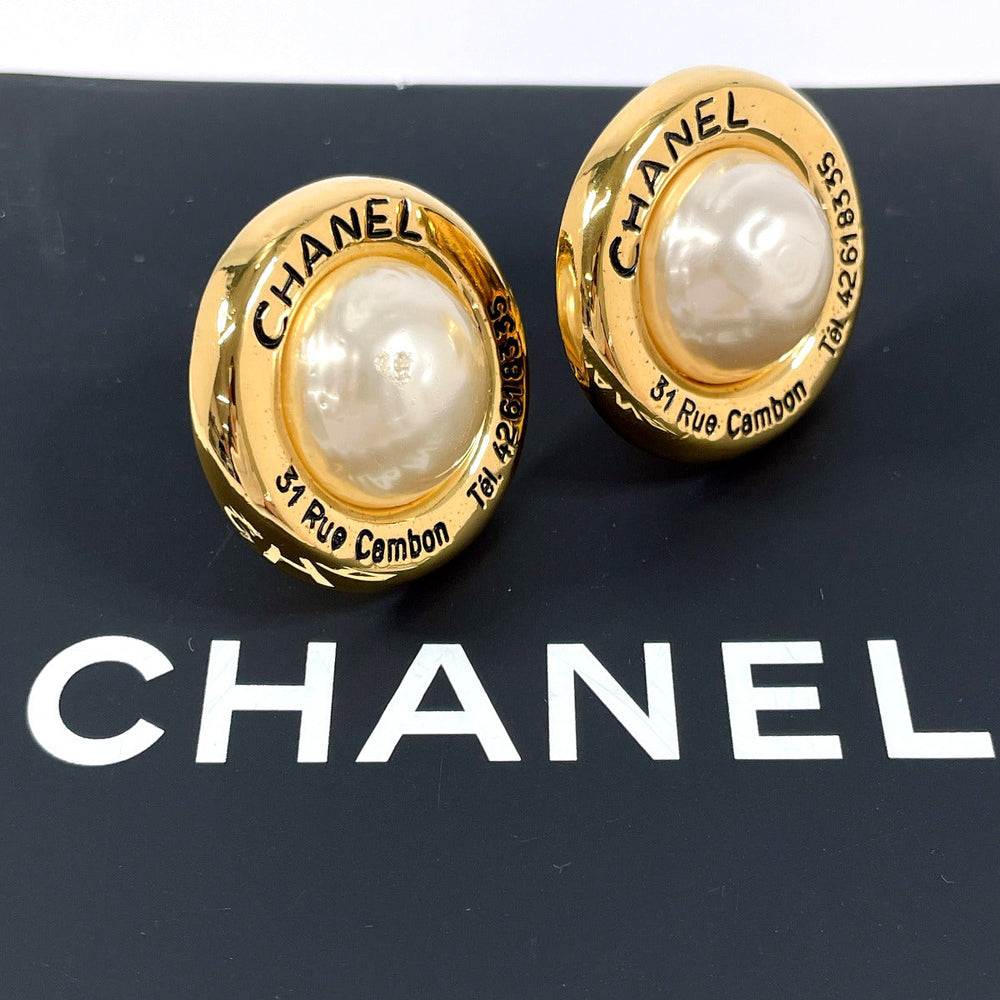 CHANEL Earring Gold Plated, Faux Pearl gold vintage 31 RUE CAMBON
