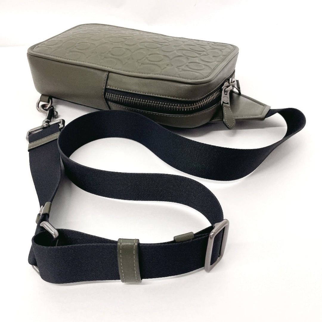 COACH Sling bag C9869 leather khaki Sullivan Pack Signature