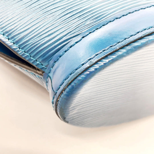 LOUIS VUITTON Handbag M52275 Epi Leather blue Sun jack