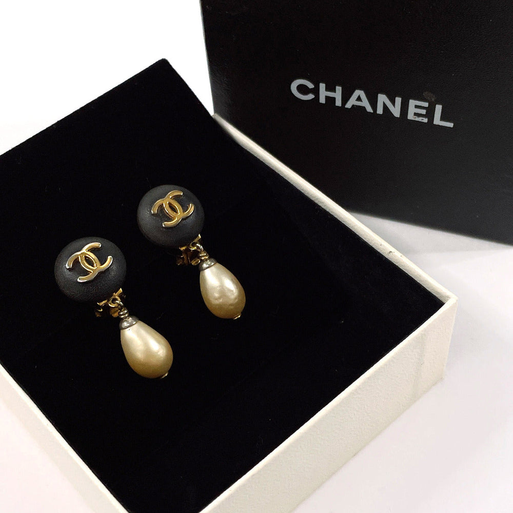 CHANEL Earring Gold Plated, Faux Pearl gold COCO Mark