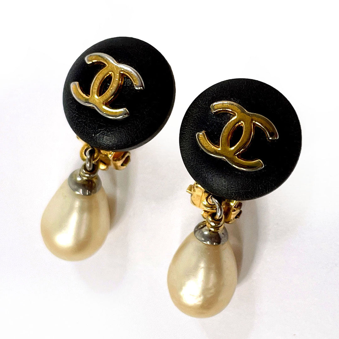 CHANEL Earring Gold Plated, Faux Pearl gold COCO Mark