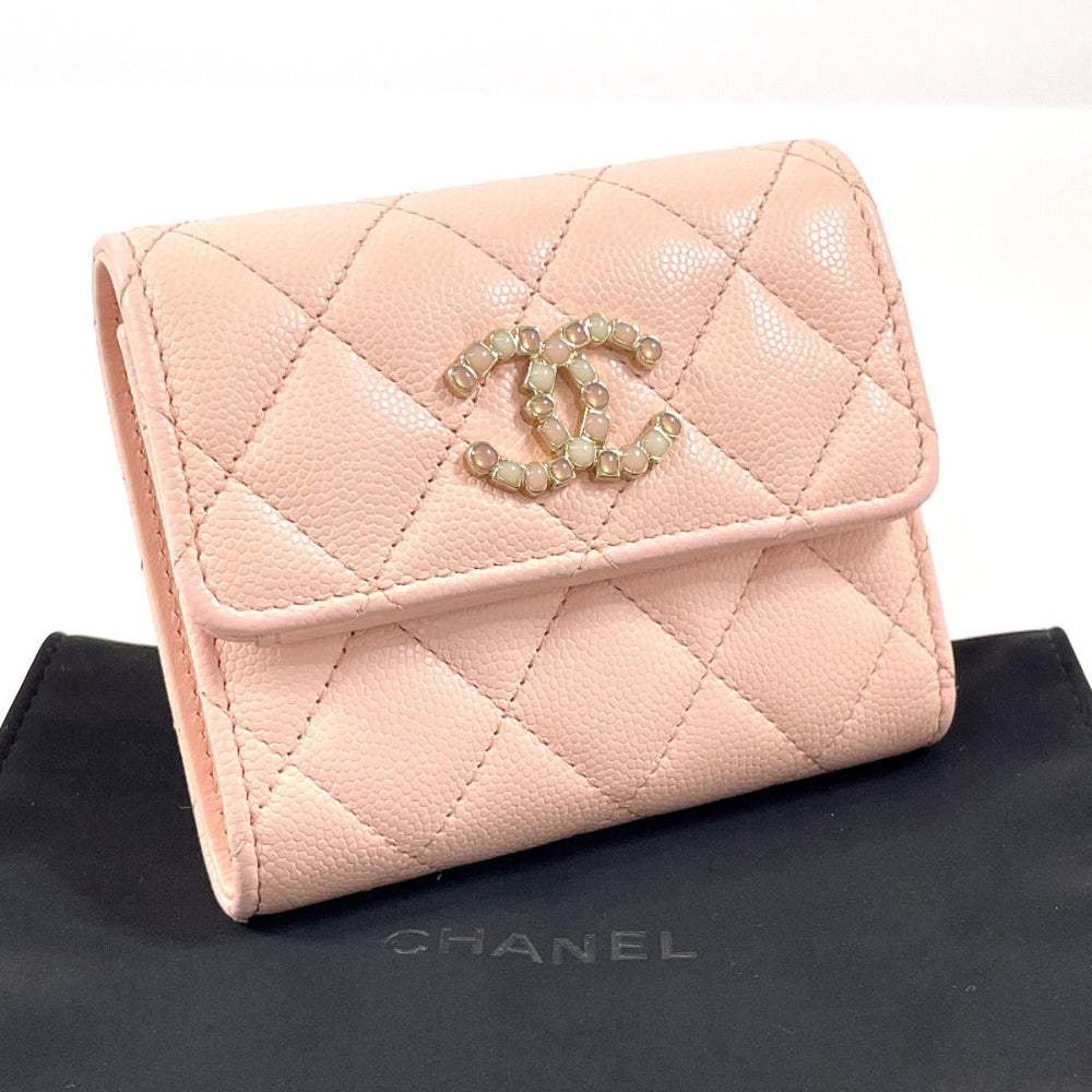 CHANEL Tri-fold wallet AP3604 Matt caviar skin pink Matrasse