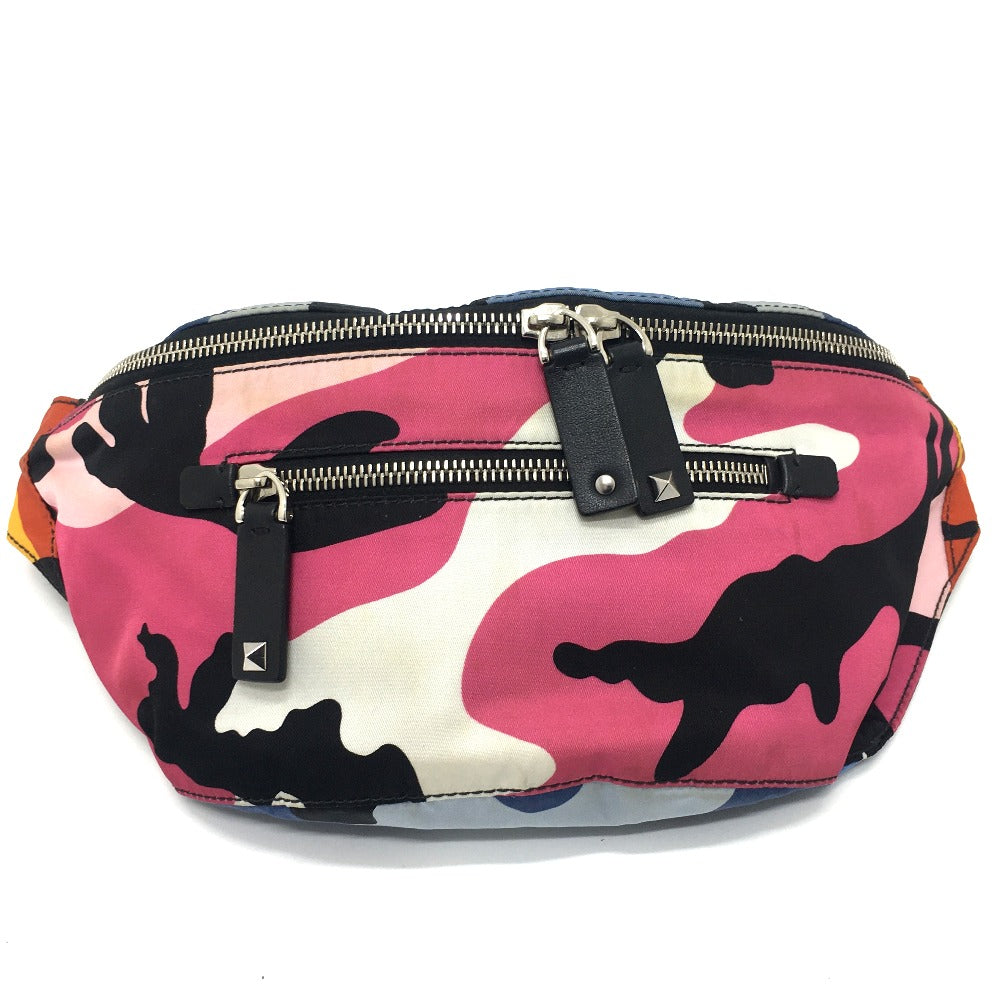 Valentino Garavani Waist bag QY2B0664TPG Nylon / leather Black x multicolor Duck shuffle mens Used Authentic
