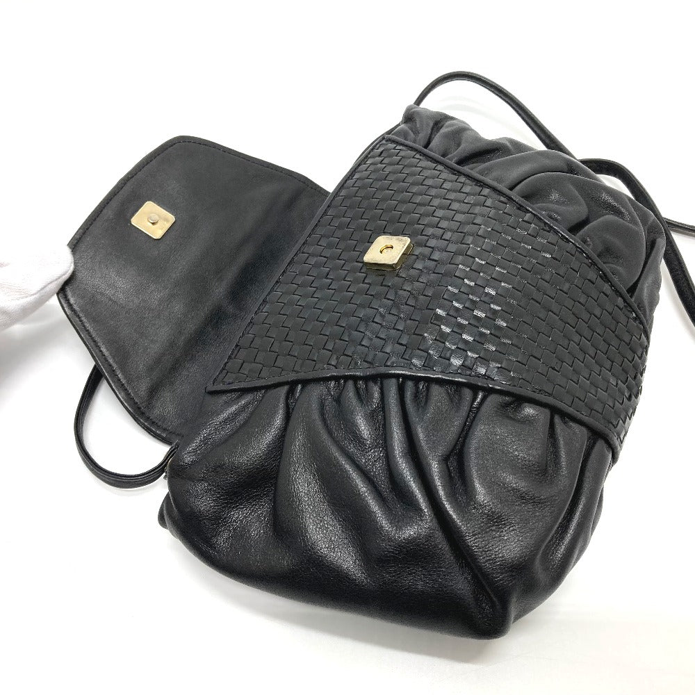 FENDI Shoulder Bag leather black Quilting Gathered