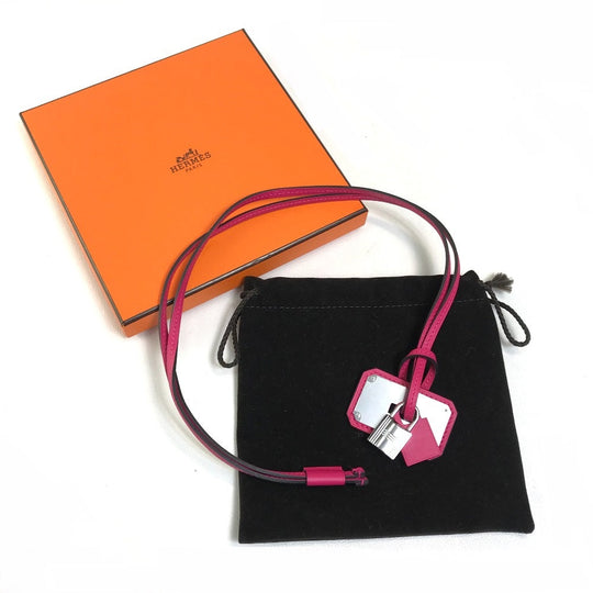 HERMES Necklace Vaux Swift Pink type Pendant Okelley GM Women Used Authentic