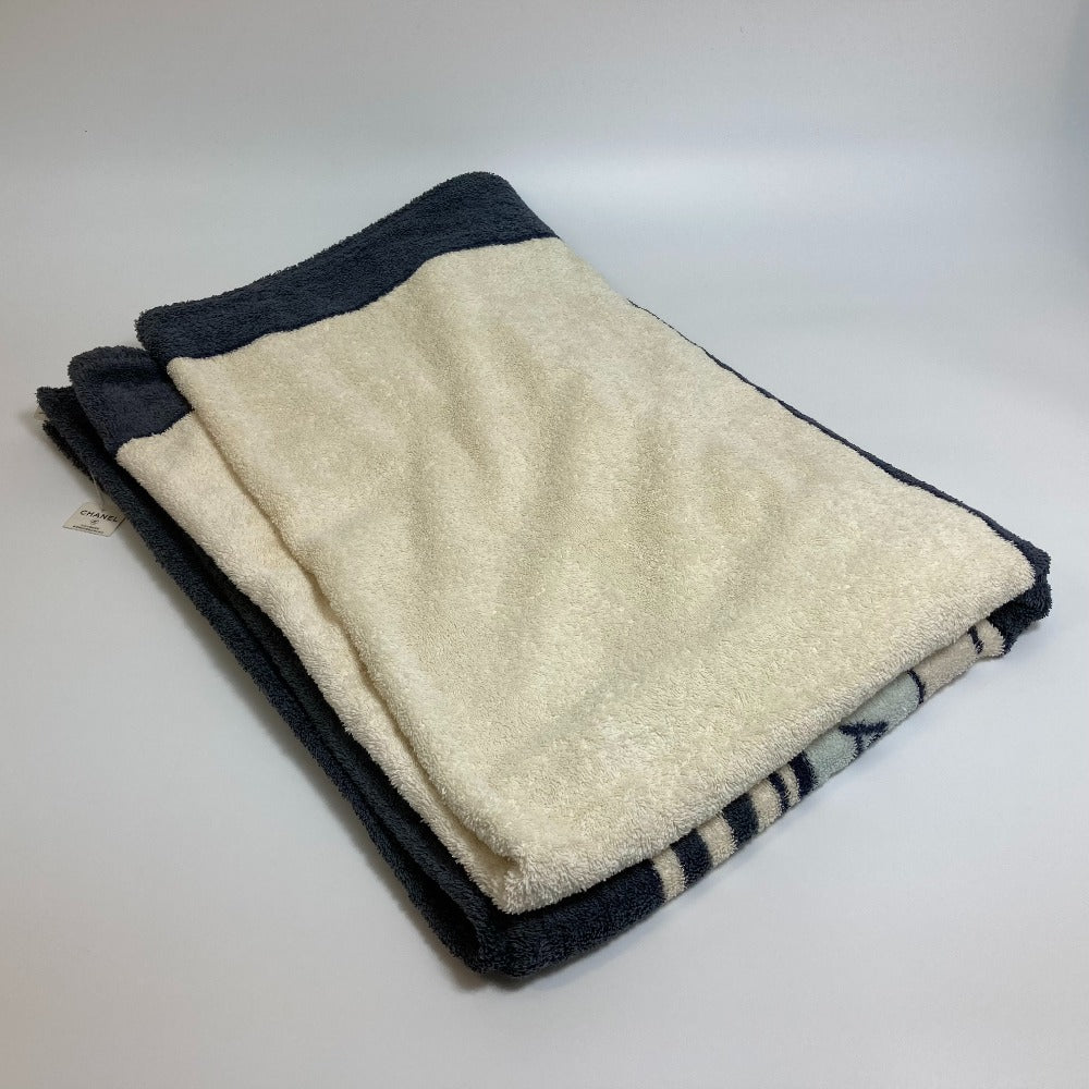 CHANEL towel cotton Ivoryx Blue type border bath towel unisex(Unisex) Used Authentic