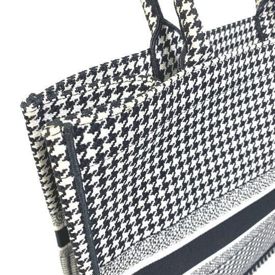 Dior Tote Bag canvas White / black Houndstooth Shoulder Bag Hound Tooth Embroidery Women Used Authentic