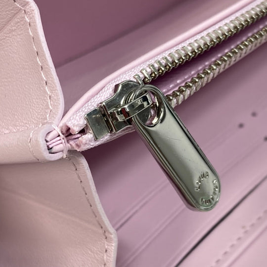 LOUIS VUITTON Long Wallet Purse M81426 monogram mahina leather purple Monogram Mahina Zippy wallet Women Used Authentic