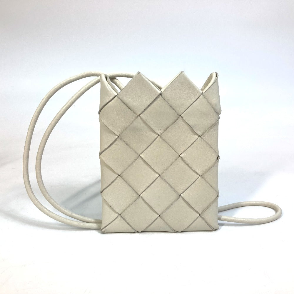 BOTTEGAVENETA Shoulder Bag 619019 leather white INTRECCIATO Pochette Women Used Authentic