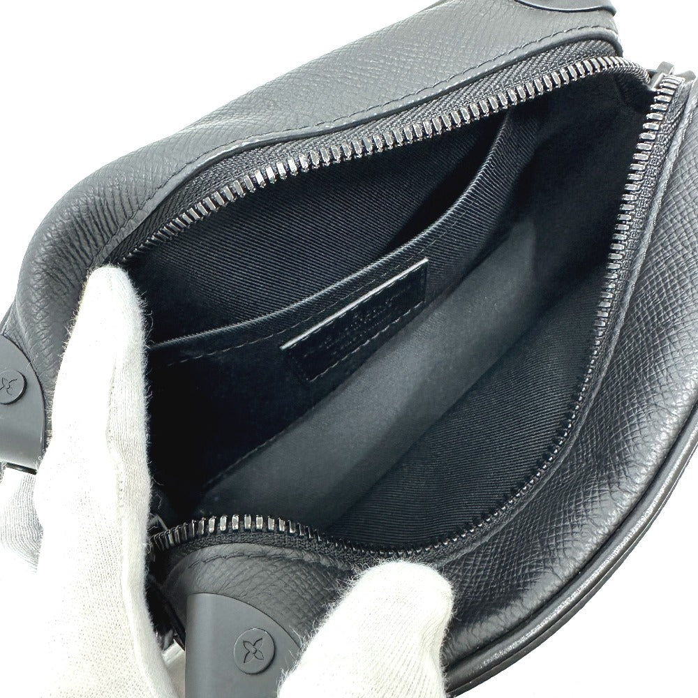 LOUIS VUITTON Shoulder Bag M30351 Taiga Leather black Taiga Mini soft trunk mens Used Authentic