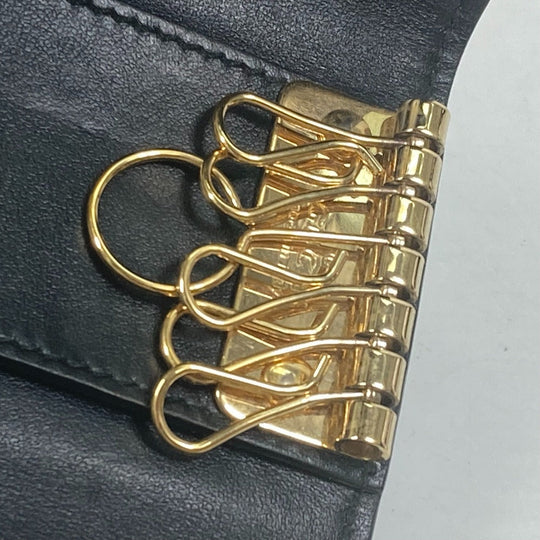 GUCCI Key case Key holder  547588 leather black logo six hooks key Women Used Authentic