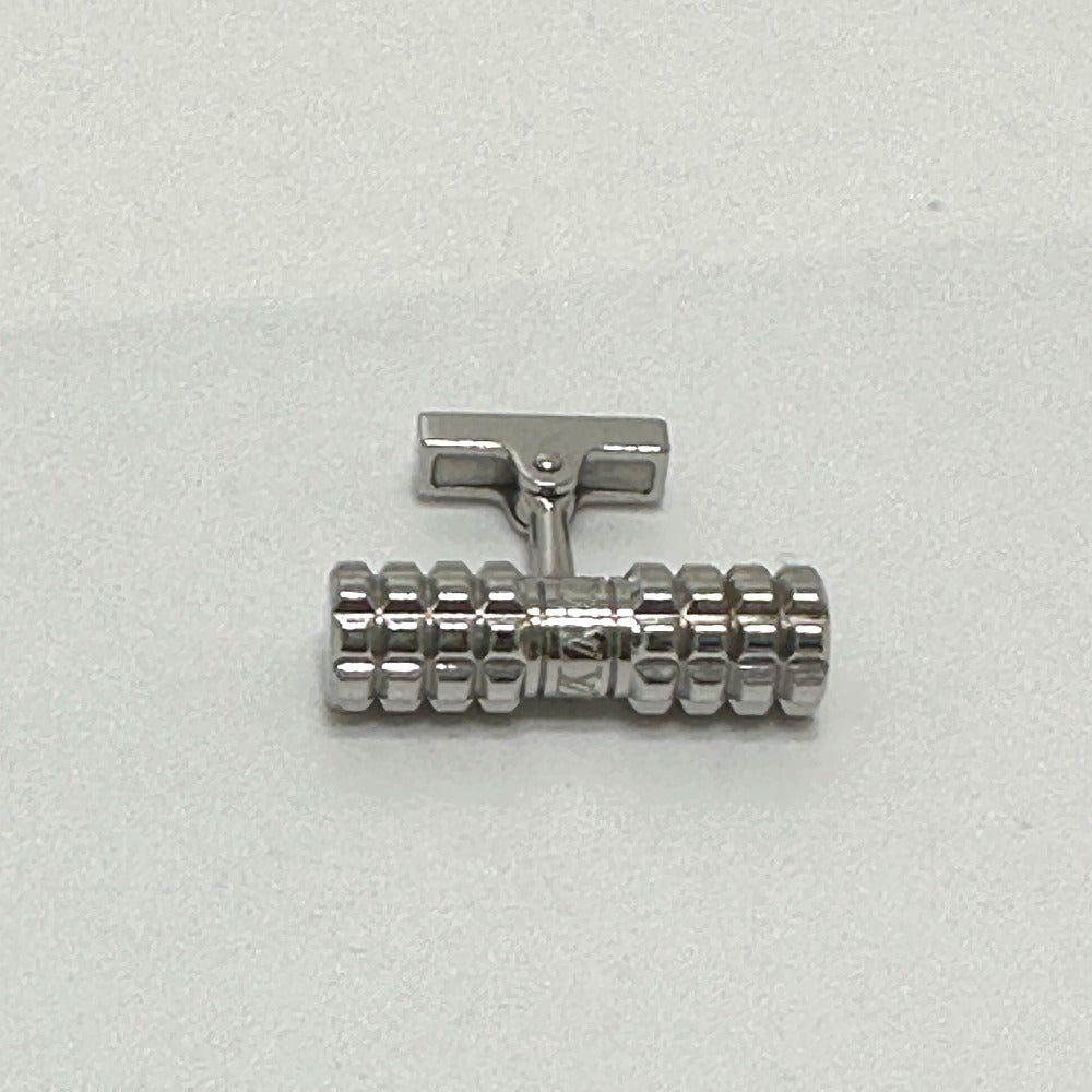 LOUIS VUITTON cuffs M66358 metal Silver Bouton de manchette digit