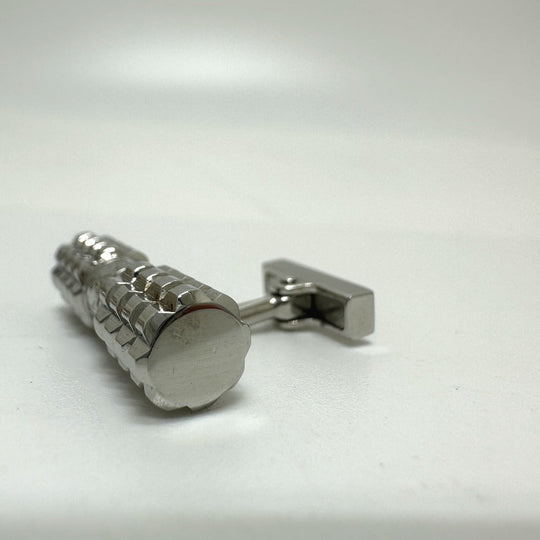 LOUIS VUITTON cuffs M66358 metal Silver Bouton de manchette digit
