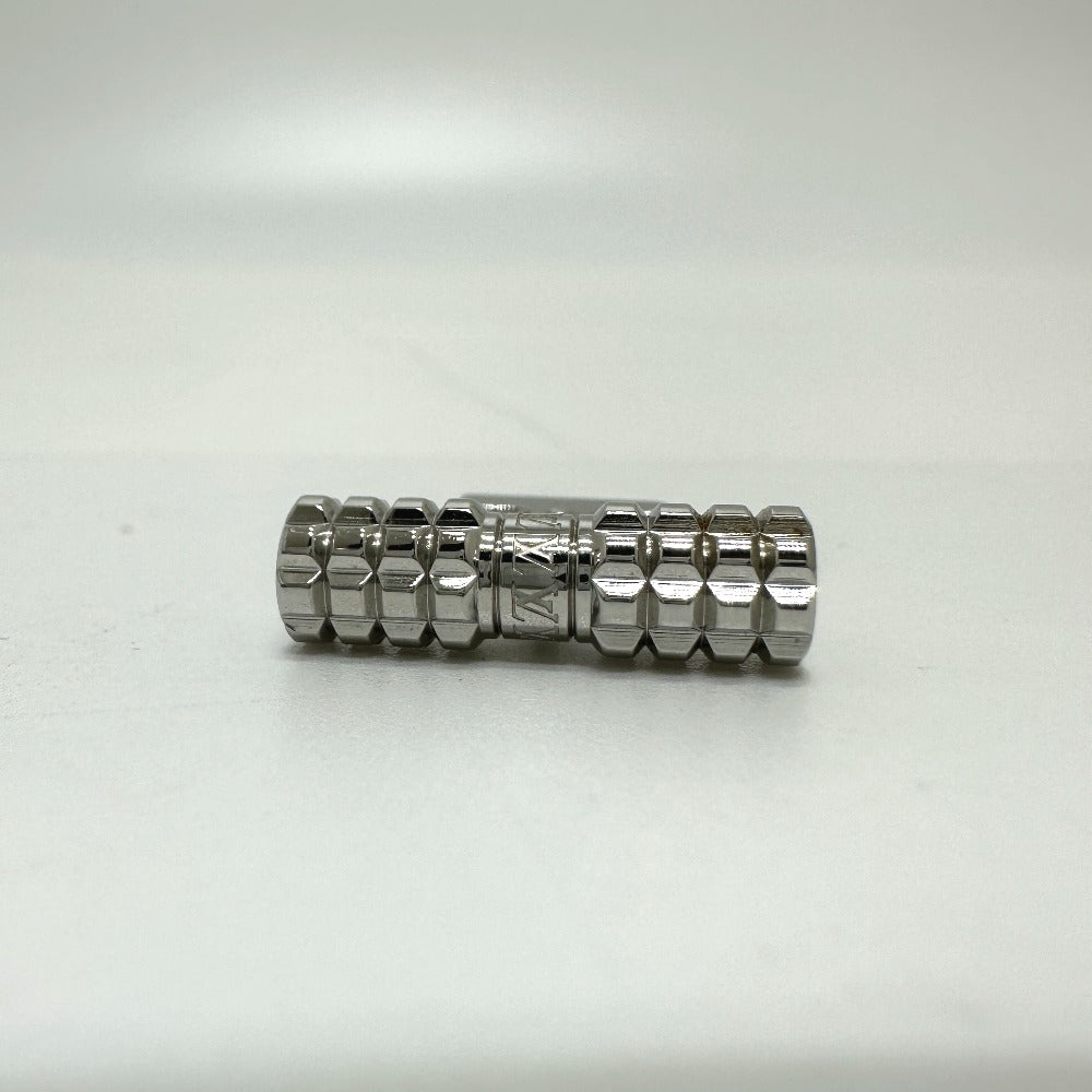 LOUIS VUITTON cuffs M66358 metal Silver Bouton de manchette digit