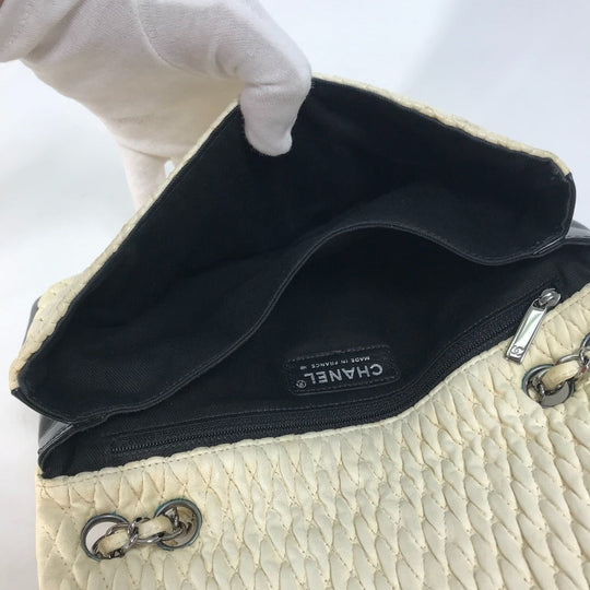 CHANEL Shoulder Bag Lambskin, Patent Leather white CC COCO Mark Women Used Authentic