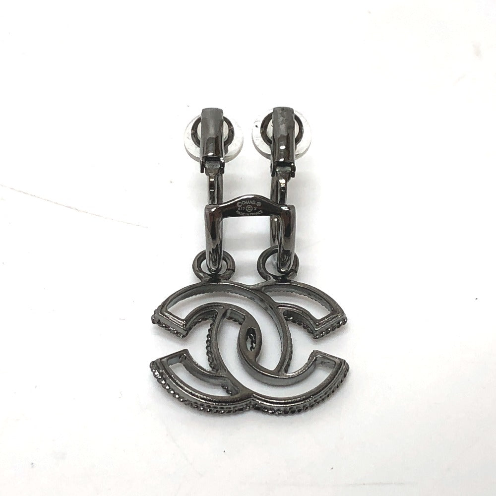 CHANEL Earring metal black CC COCO Mark Women Used Authentic