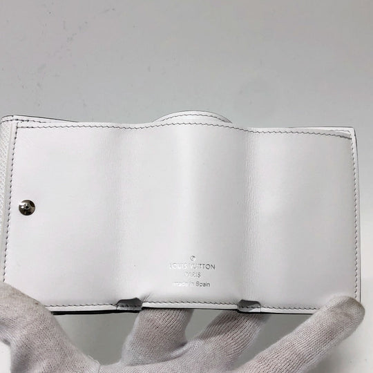 LOUIS VUITTON Trifold wallet M30899 Monogram canvas white Wallet Compact Wallet Tiger Lama Monogram Discovery compact wallet mens Used Authentic