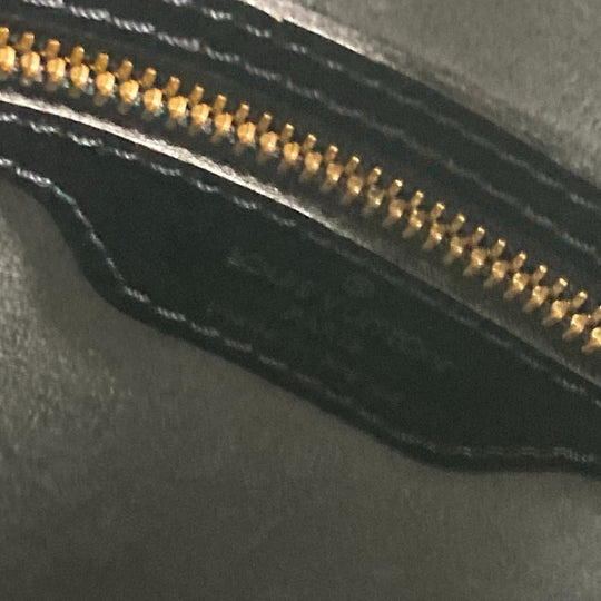 LOUIS VUITTON Shoulder Bag Epi Leather black Epi LoopingGM Women Used Authentic