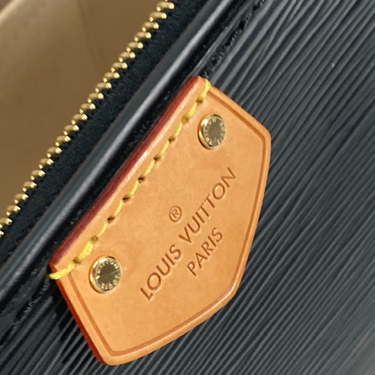 LOUIS VUITTON Handbag M93245 Epi Leather black Epi Bag Crossbody Dog PM Women Used Authentic