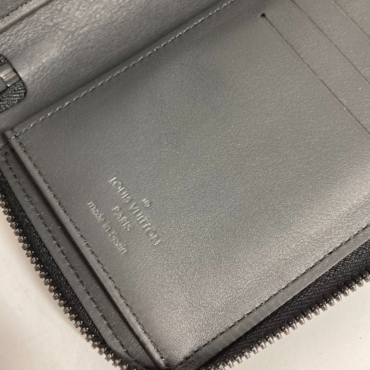 LOUIS VUITTON Long Wallet Purse M69047 Taurillon Clemence black Monogram Zippy wallet  Vertical mens Used Authentic