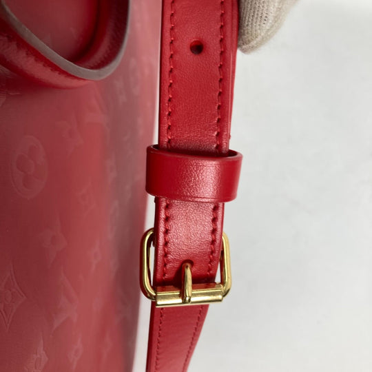 LOUIS VUITTON Shoulder Bag M54146 leather Red Monogram Very Zip Tote Women Used Authentic