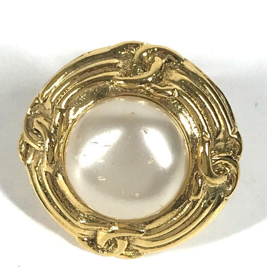 CHANEL Earring metal gold vintage CC COCO Mark 4-row fake pearl Women Used Authentic