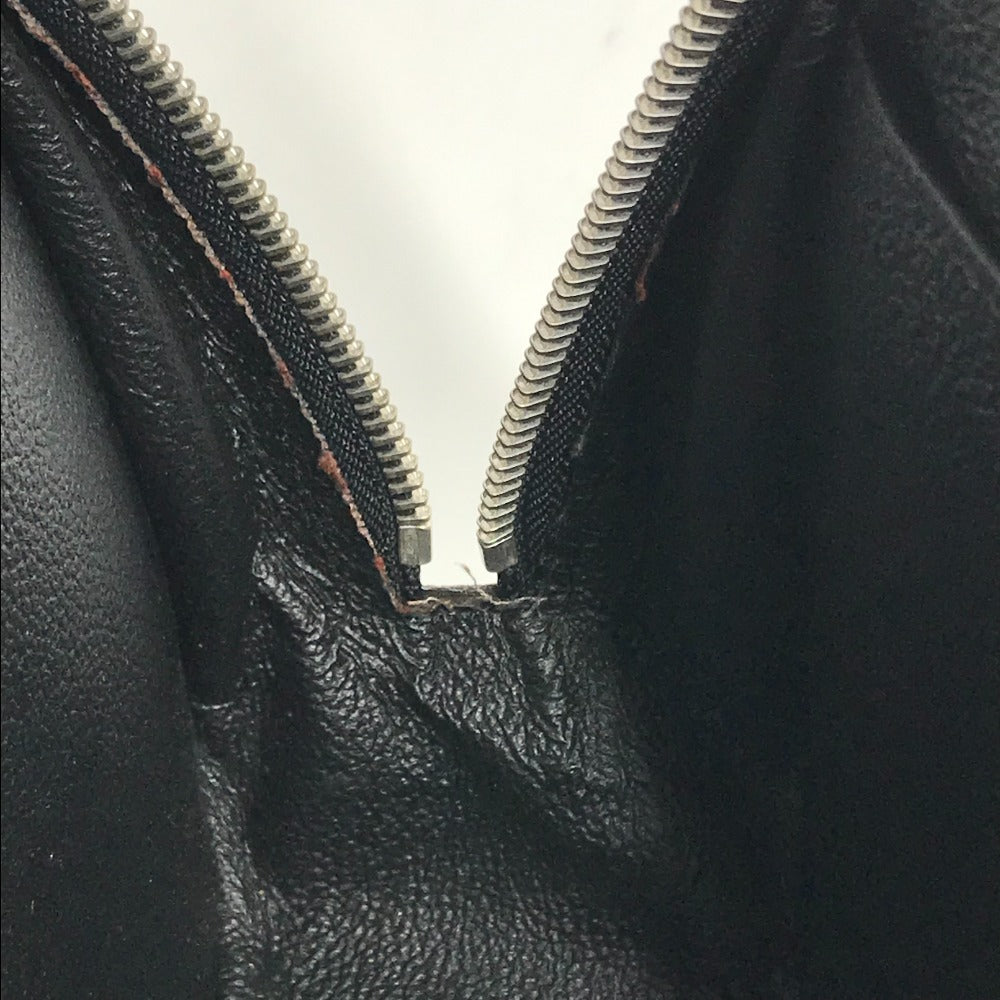 LOUIS VUITTON business bag M30212 Taiga Leather black Taiga Truth Cracking Tat GM mens Used Authentic