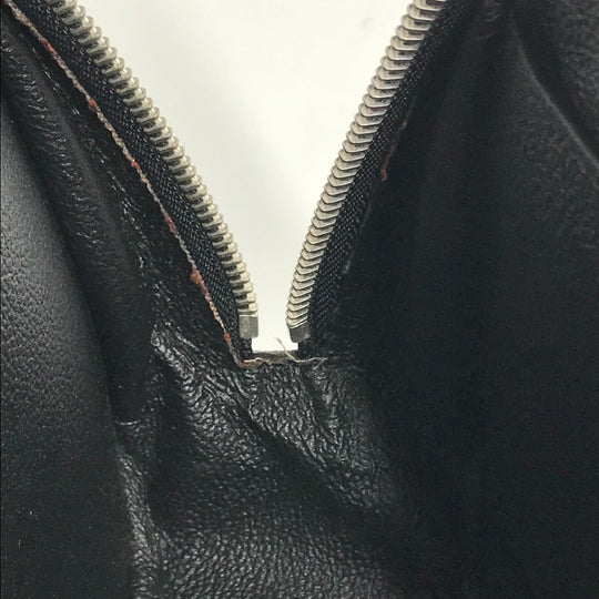 LOUIS VUITTON business bag M30212 Taiga Leather black Taiga Truth Cracking Tat GM mens Used Authentic