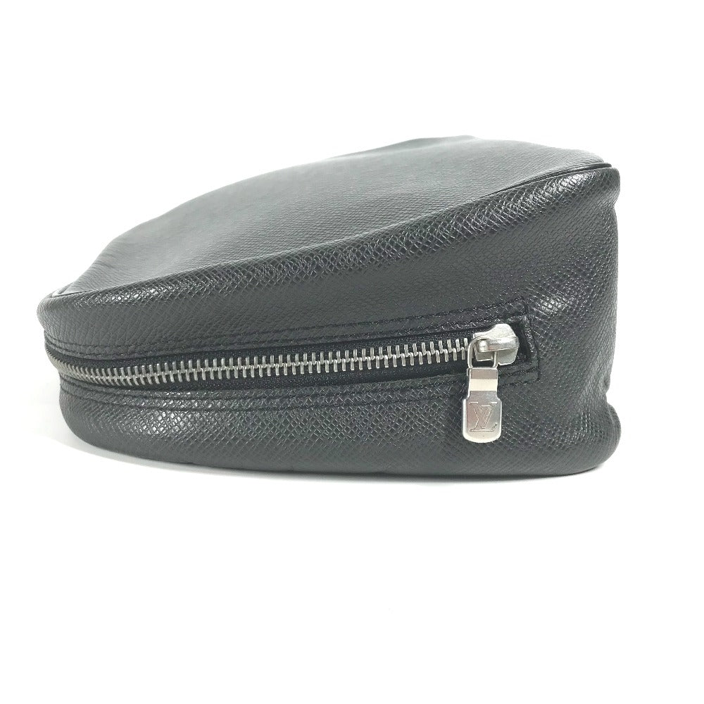 LOUIS VUITTON business bag M30212 Taiga Leather black Taiga Truth Cracking Tat GM mens Used Authentic