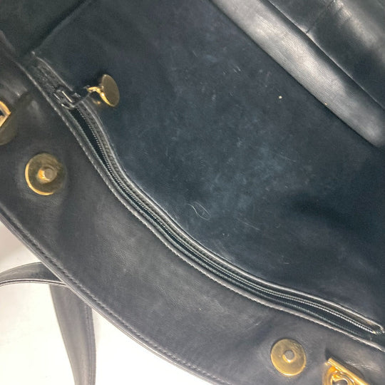 CHANEL Shoulder Bag lambskin black vintage CC COCO Mark Women Used Authentic