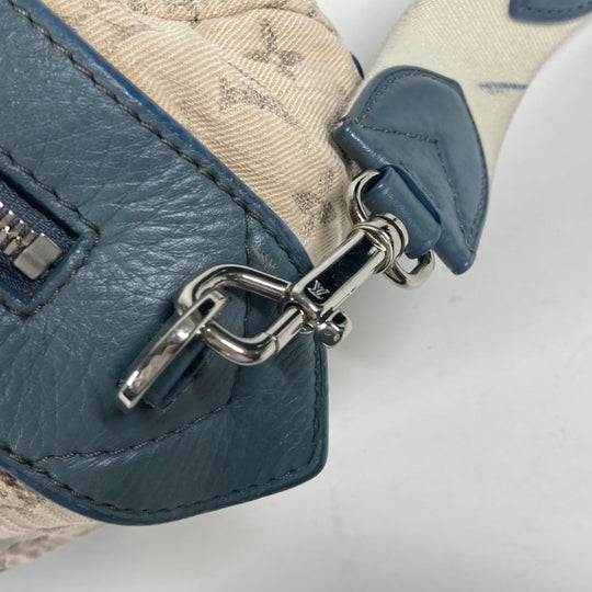 LOUIS VUITTON Shoulder Bag M40706 Monogram denim blue Monogram denim Pochette round Women Used Authentic