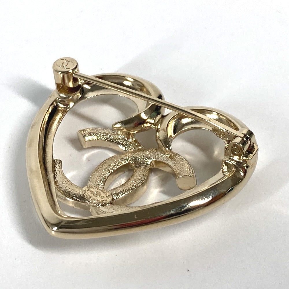 CHANEL Brooch metal gold P23C CC COCO Mark Heart Rhinestone Women Used Authentic