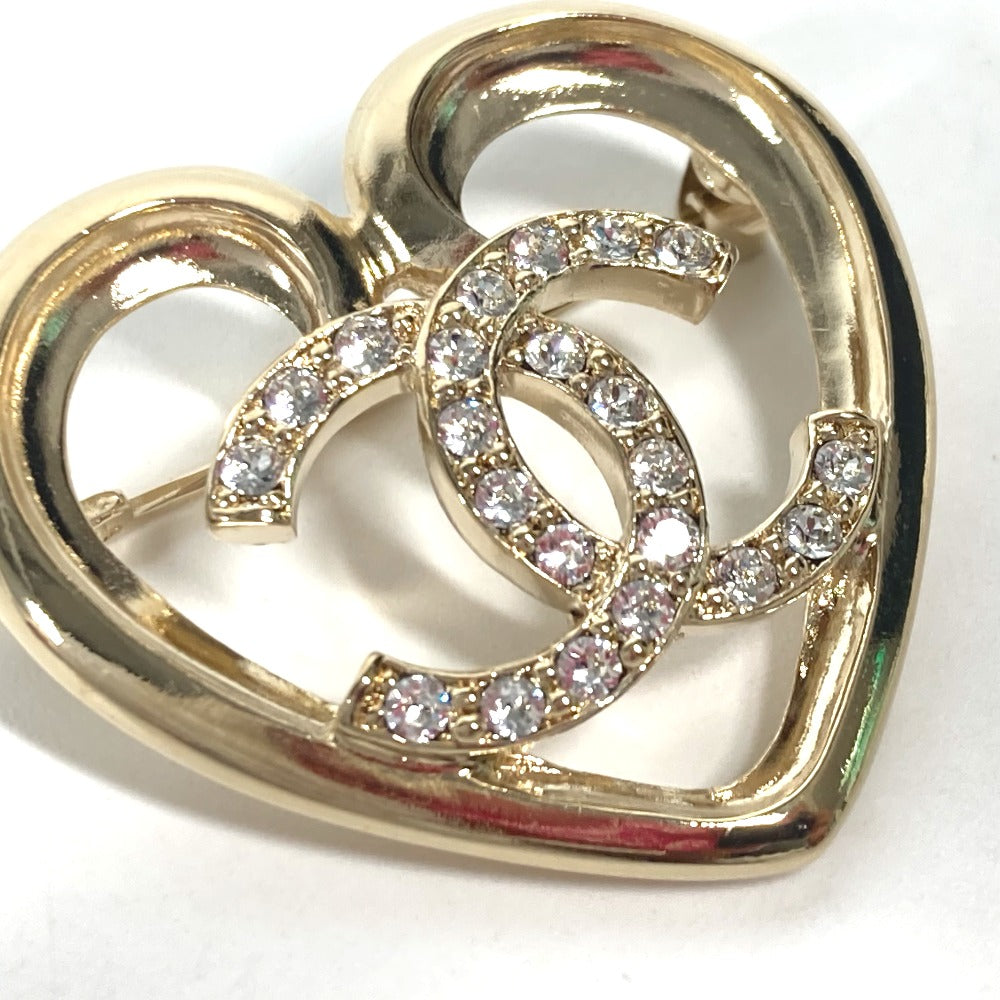 CHANEL Brooch metal gold P23C CC COCO Mark Heart Rhinestone Women Used Authentic