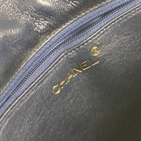 CHANEL Shoulder Bag leather Navy CC COCO Mark Vintage Matelasse Diamond Stitch Women Used Authentic