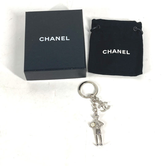 CHANEL key ring metal Silver CC COCO Mark Coco D'or Coco Chanel Camellia Fake Pearl Women Used Authentic