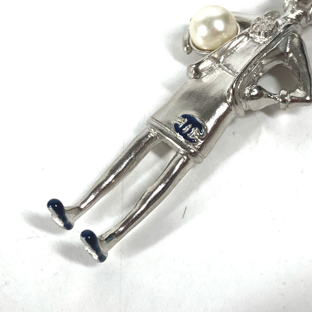 CHANEL key ring metal Silver CC COCO Mark Coco D'or Coco Chanel Camellia Fake Pearl Women Used Authentic